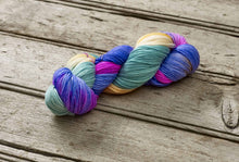 Load image into Gallery viewer, Manos del Uruguay Alegria