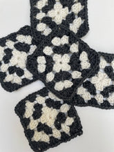 Load image into Gallery viewer, Crochet Squares Workshop
