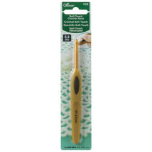 Load image into Gallery viewer, Clover Soft Touch Crochet Hook

